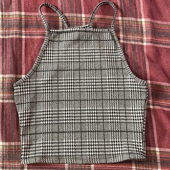 H&M Tops - Plaid halter crop top